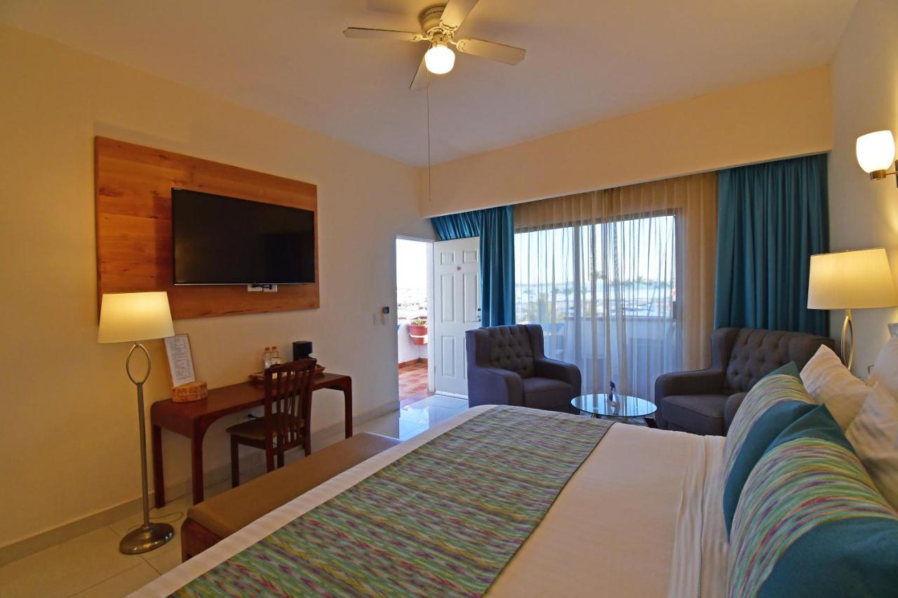 The Westmarine Waterfront Hotel La Paz Kültér fotó