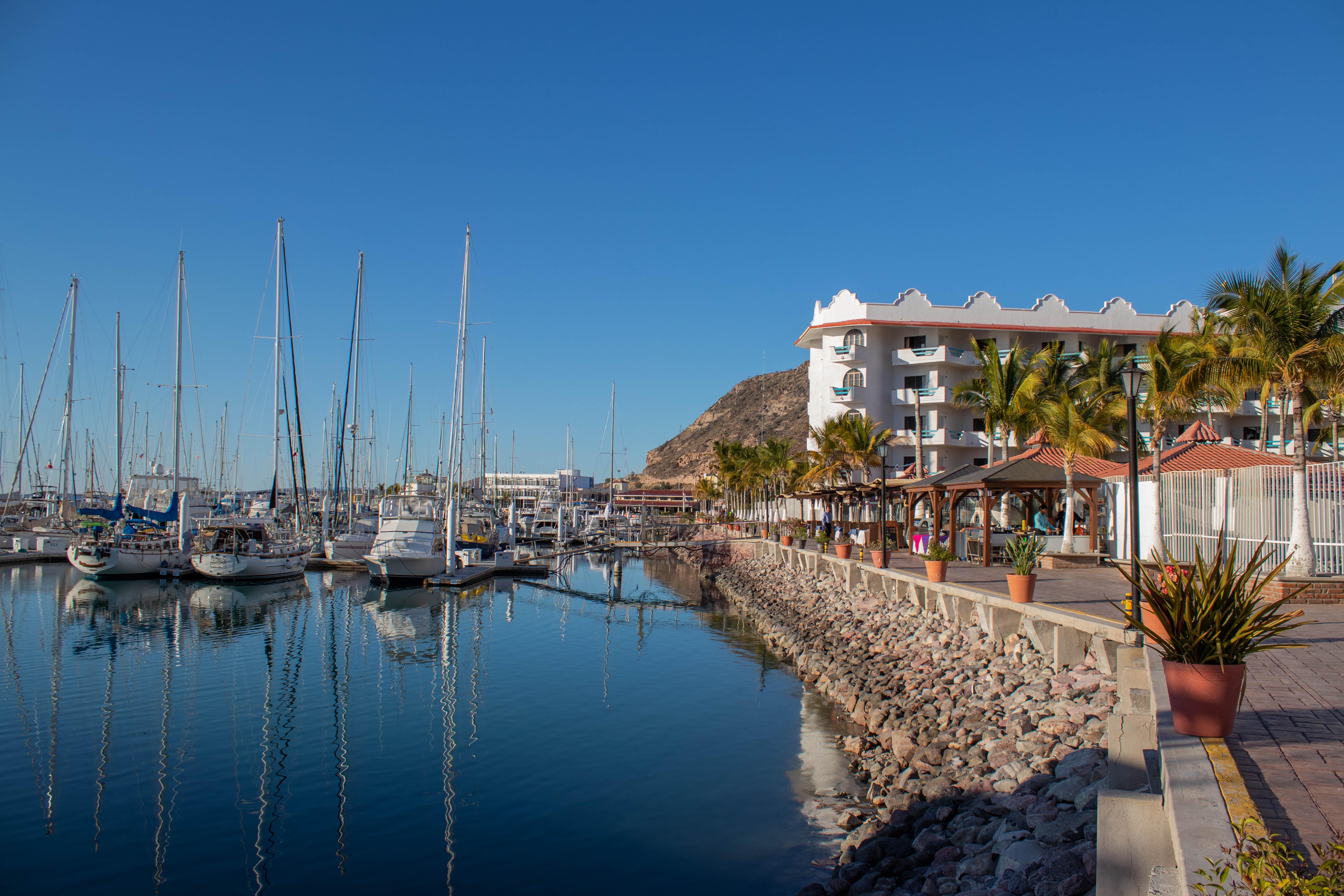 The Westmarine Waterfront Hotel La Paz Kültér fotó