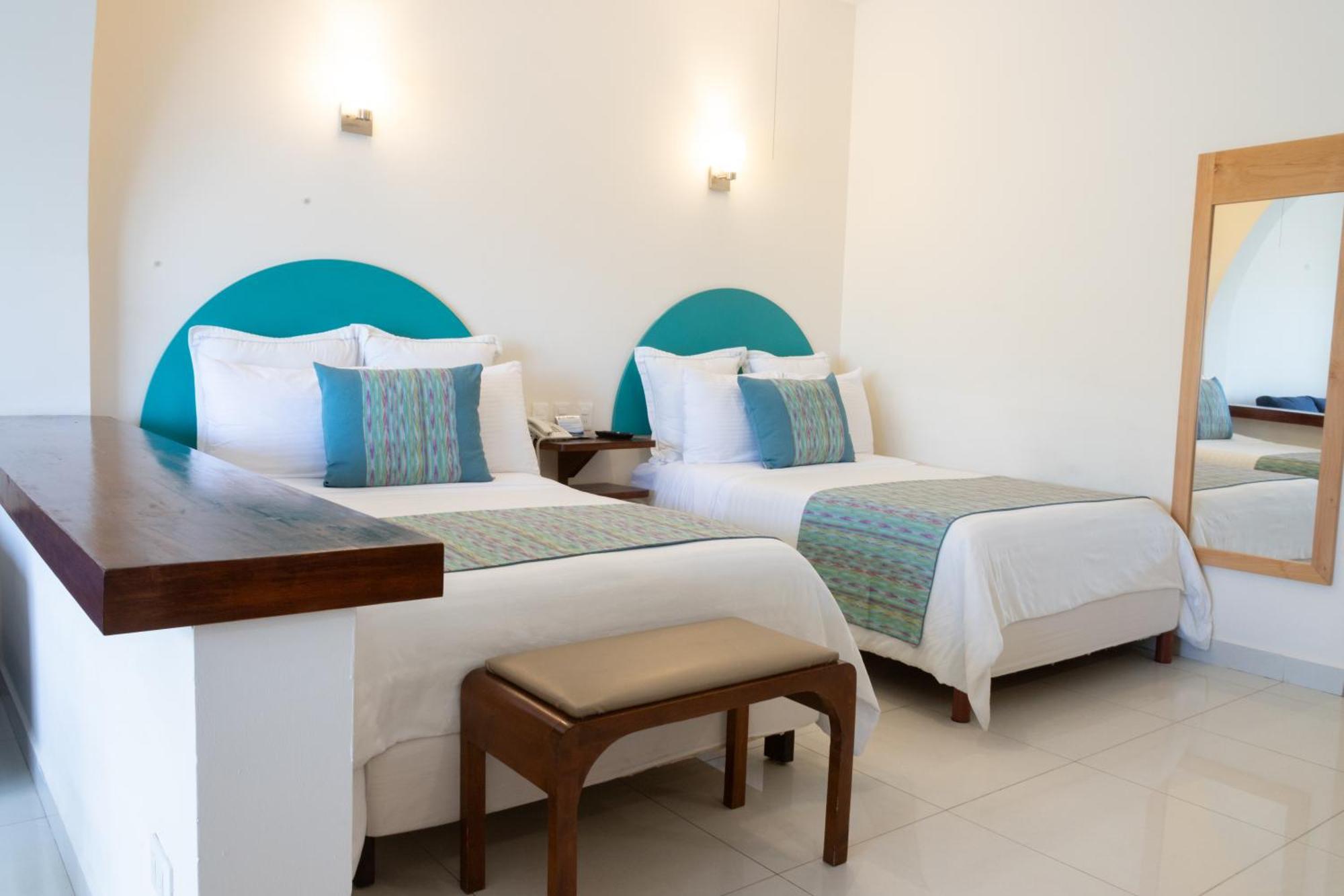 The Westmarine Waterfront Hotel La Paz Kültér fotó